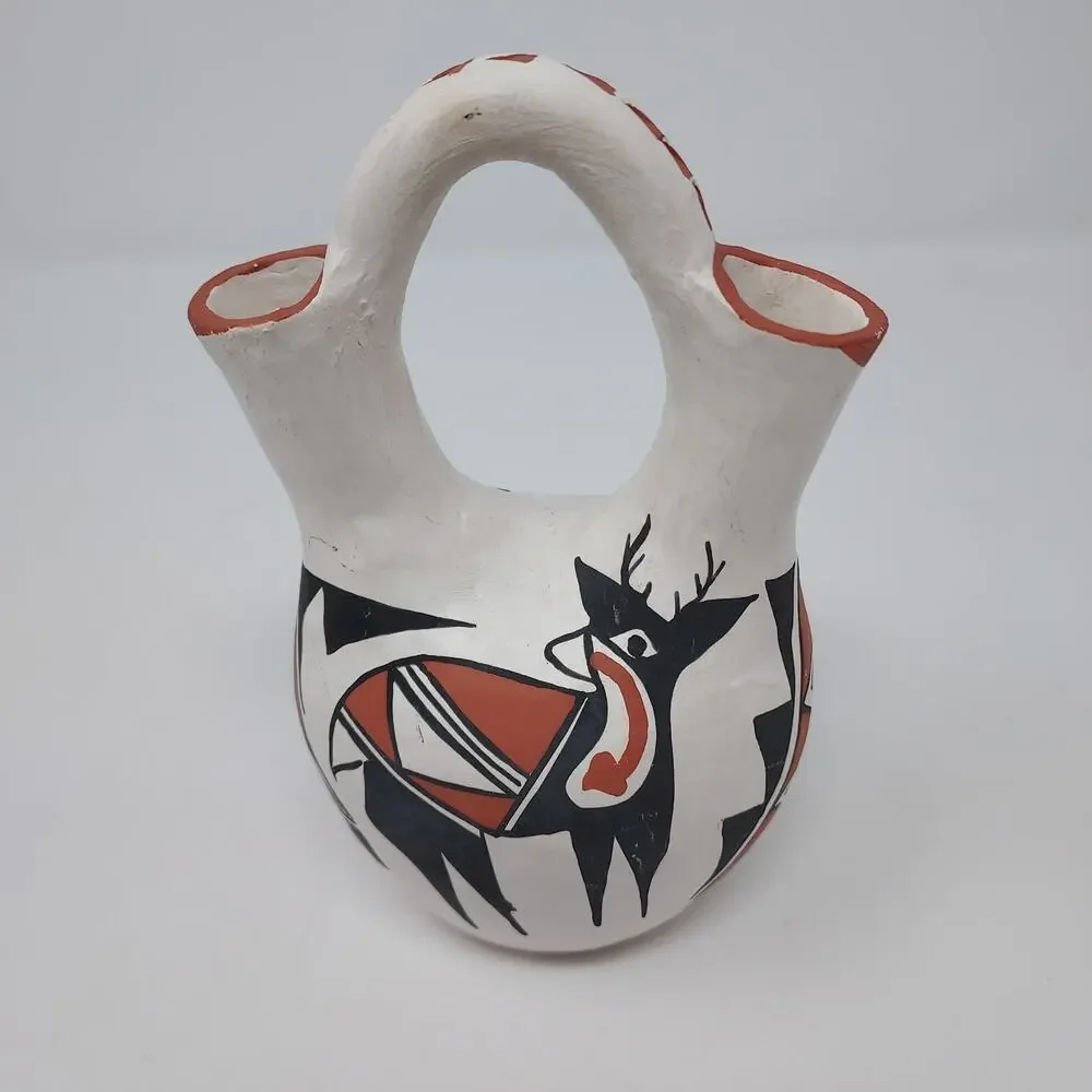 Vintage Native American R Malie Acoma Pueblo Pottery Wedding Vase Heartline Deer